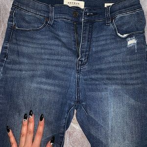 PACSUN DISTRESSED SKINNY JEANS